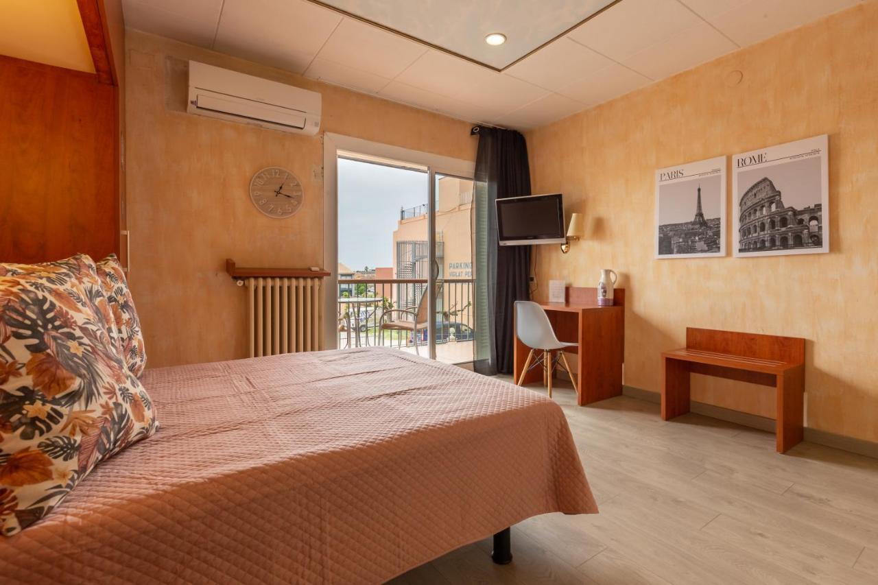 Checkin Trave Hotel Figueres  Kültér fotó