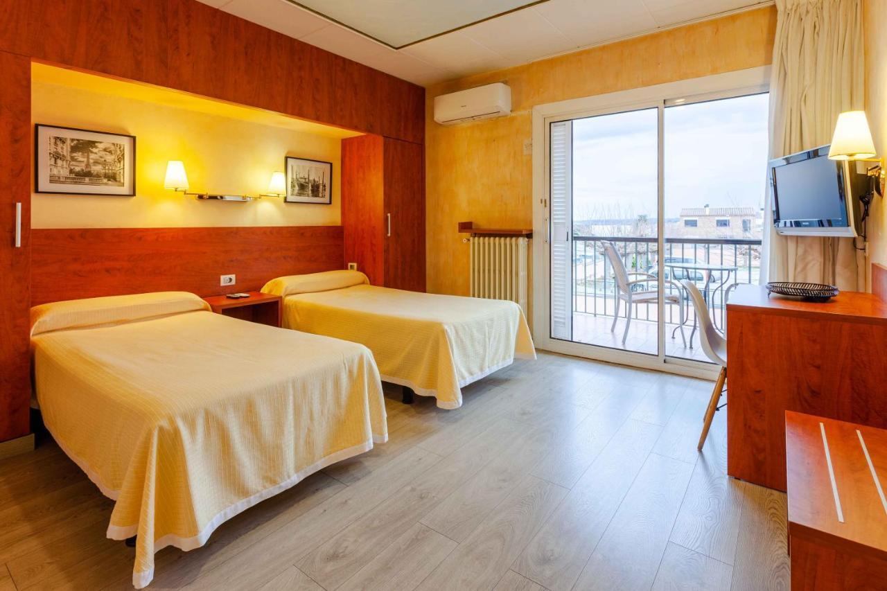 Checkin Trave Hotel Figueres  Kültér fotó